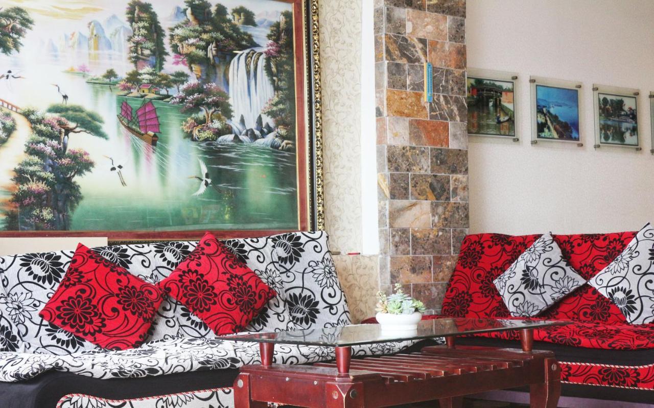 Ngoc Chau Hotel Да Лат Екстериор снимка