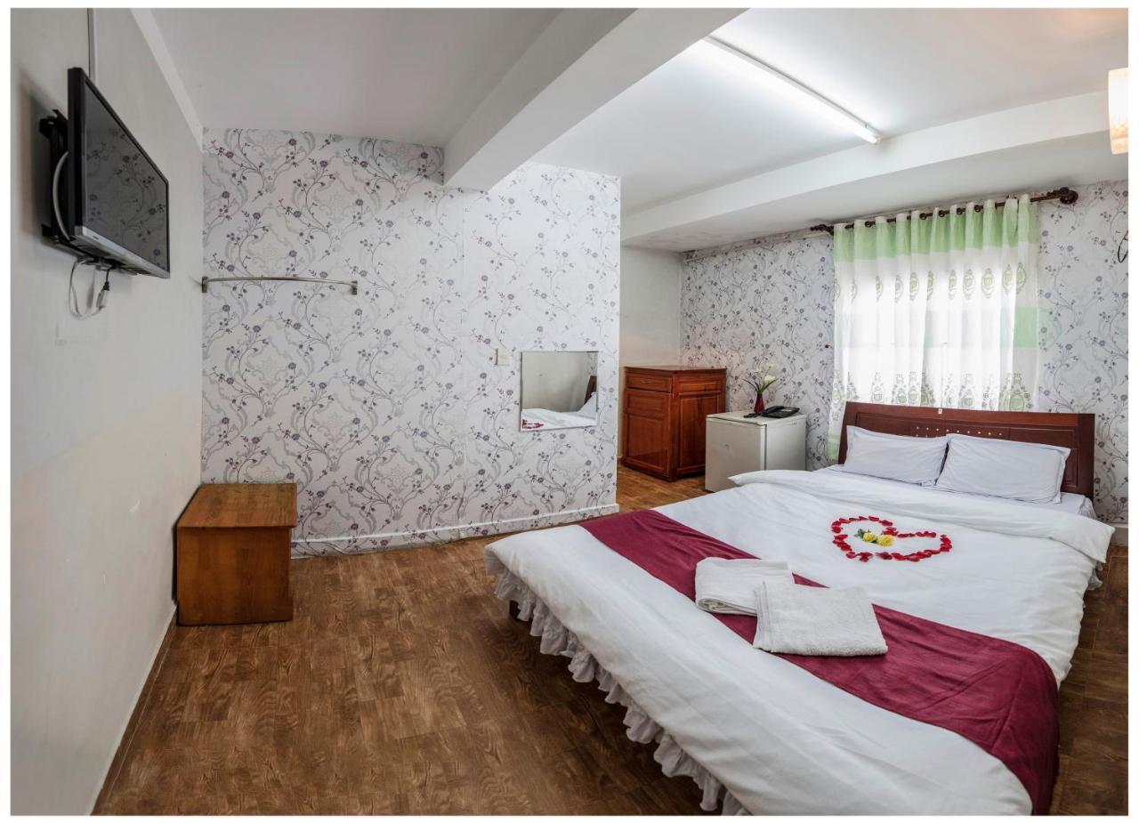Ngoc Chau Hotel Да Лат Екстериор снимка
